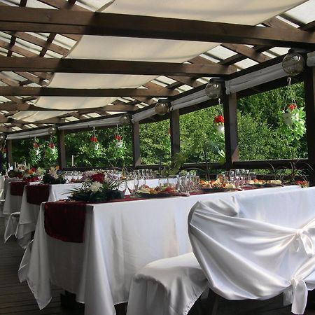 Cabana La Noi Hotel Râşnov Exterior photo