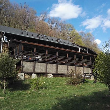 Cabana La Noi Hotel Râşnov Exterior photo