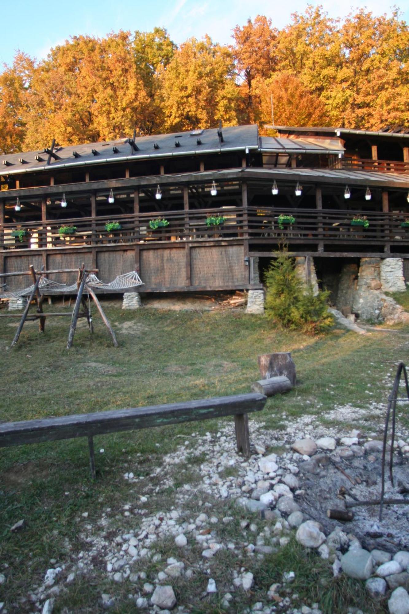 Cabana La Noi Hotel Râşnov Exterior photo